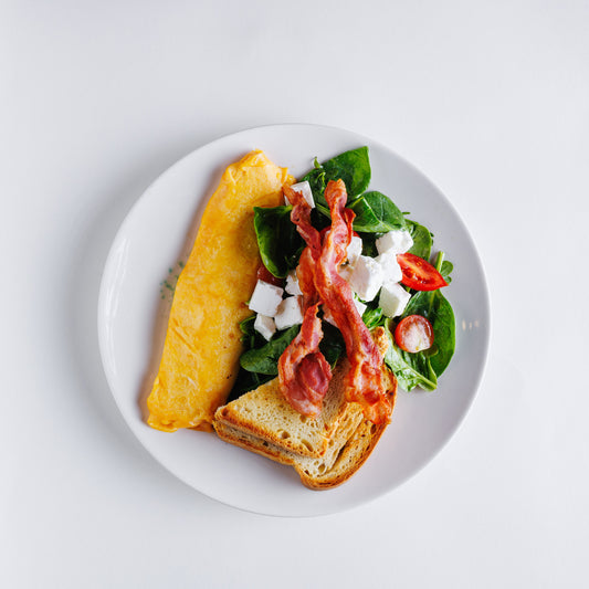 Omletă cu feta & bacon