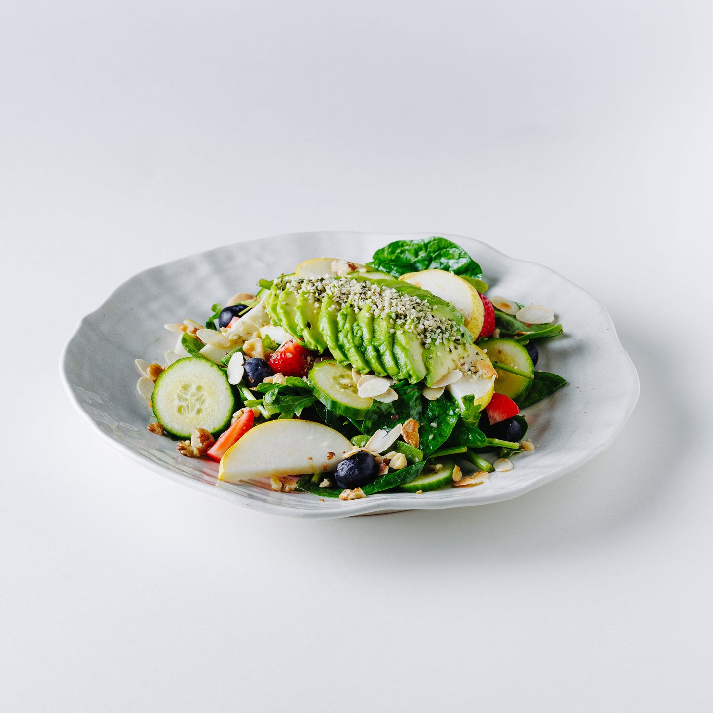 Salată cu avocado